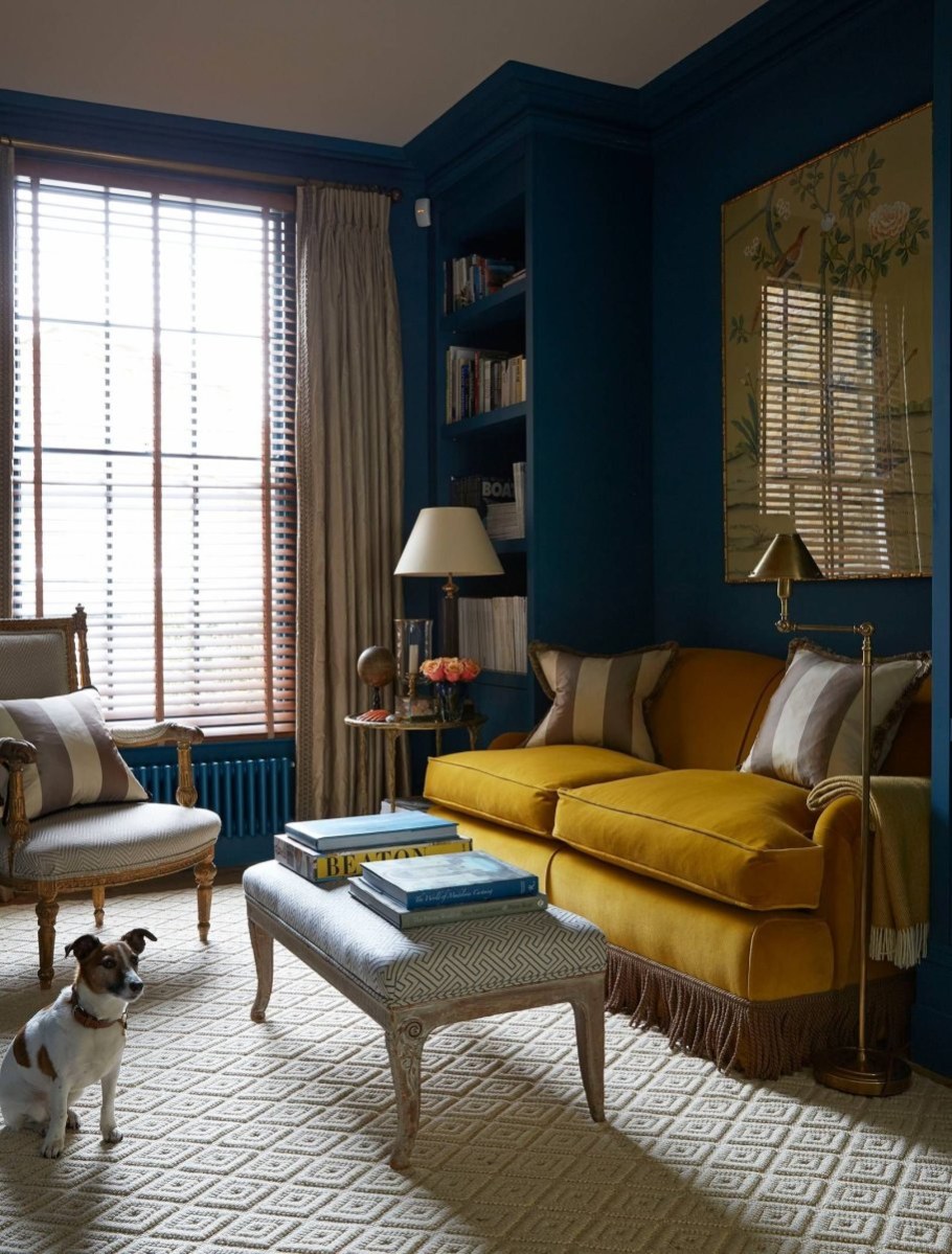 Синий интерьер гостиной