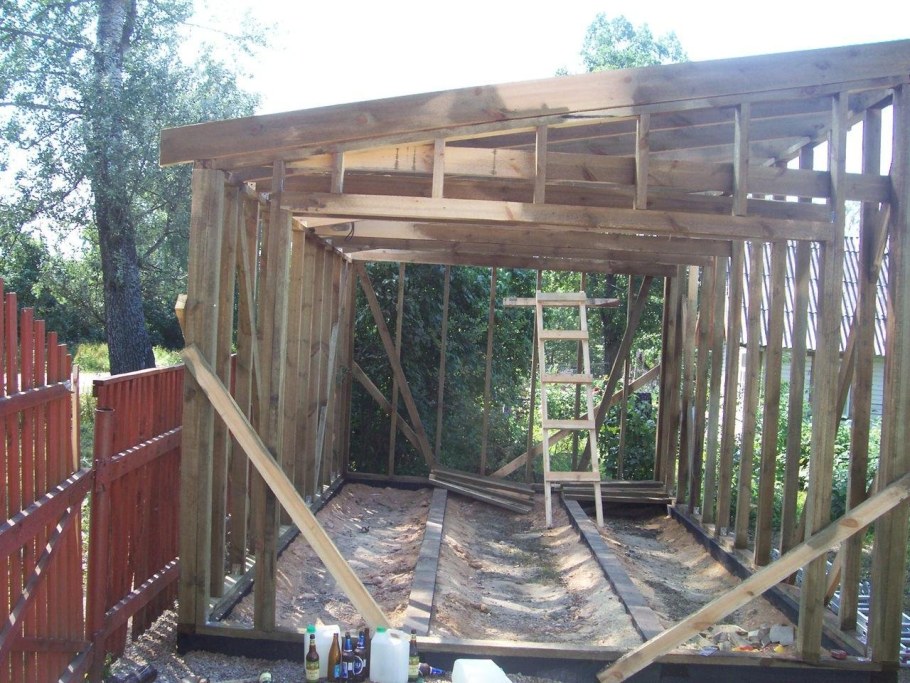 Каркасный гараж из бруса 100х100мм