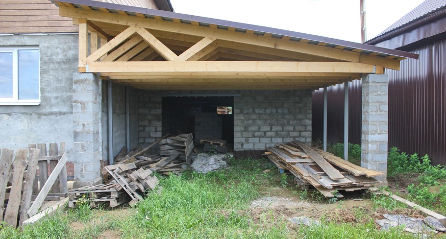 Гараж пристроенный к дому