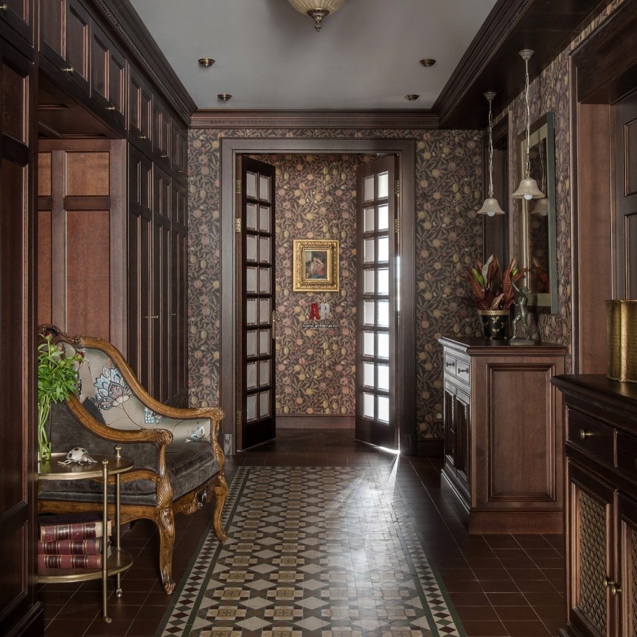 Метлахская плитка в коридоре