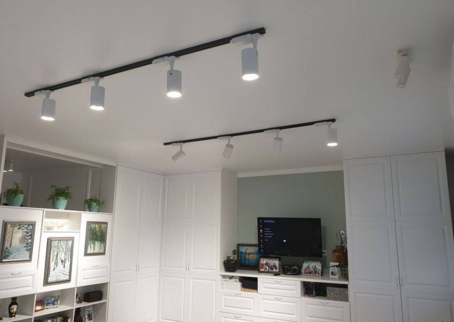 Трековые светильники в интерьере