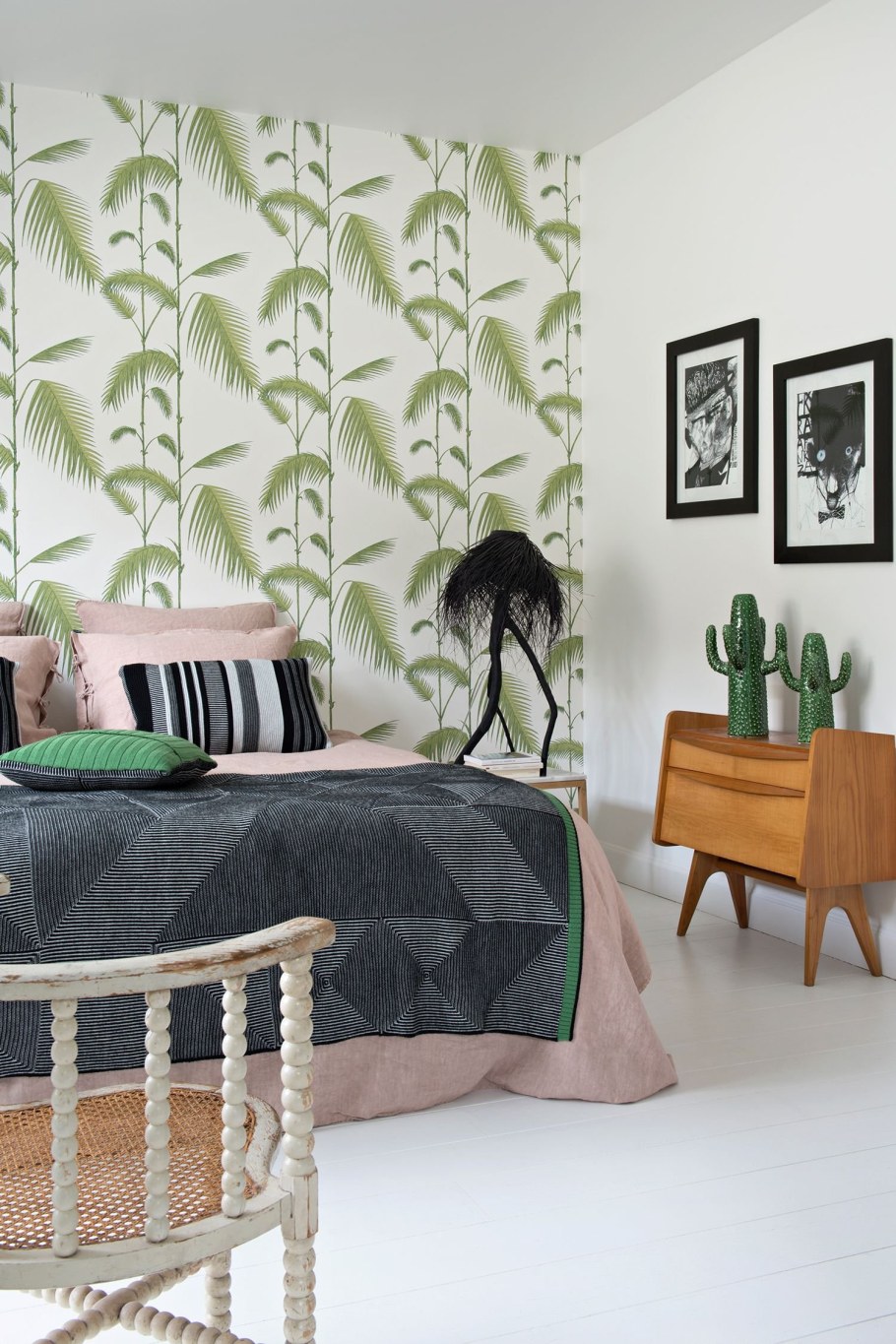 Спальня в тропическом стиле