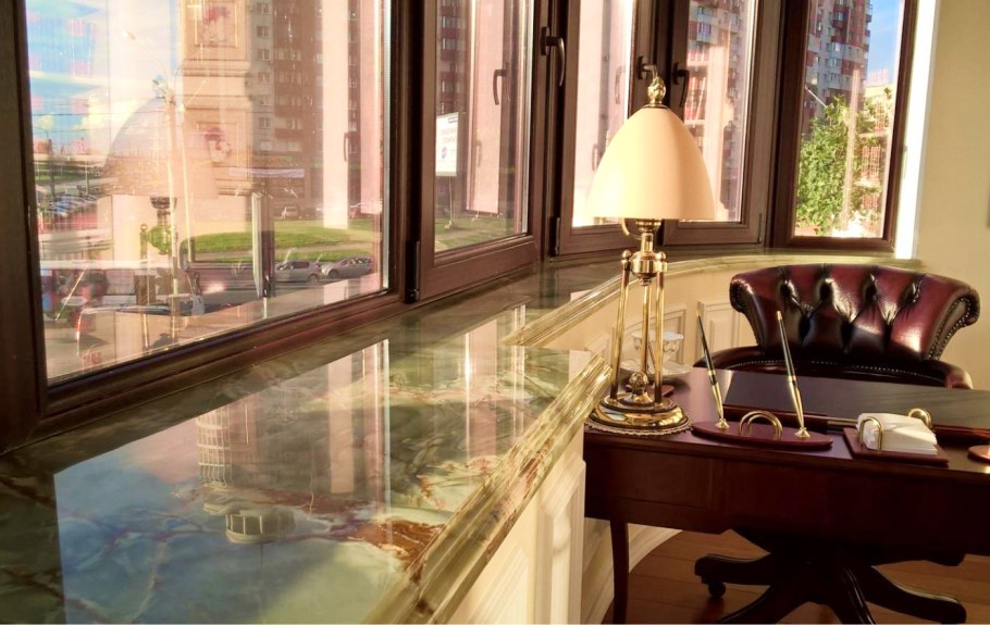 Подоконник из оникса