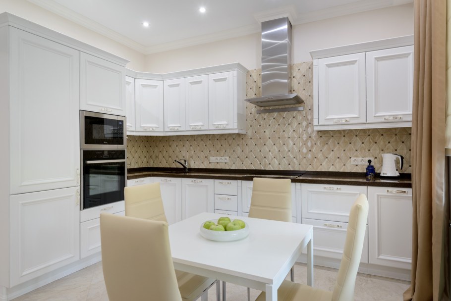 Белые кухни