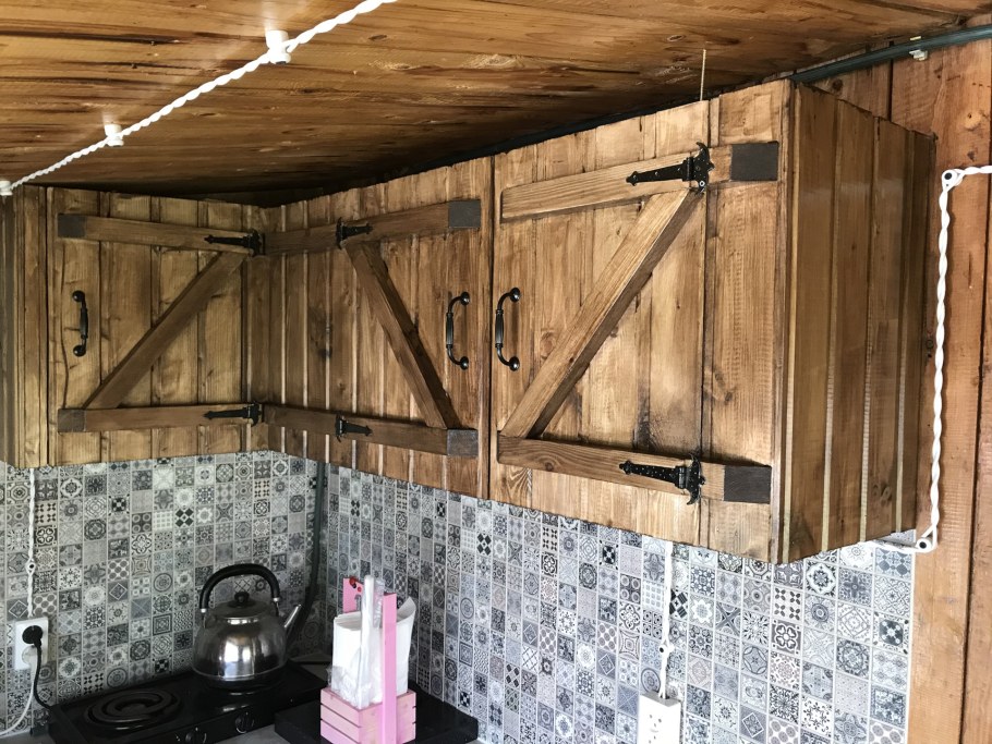 Самодельная кухня на даче