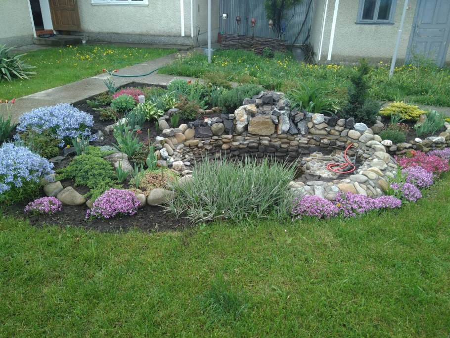 Альпийские горки на даче