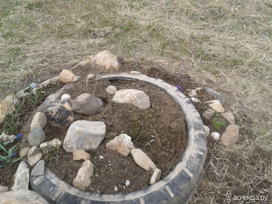 Альпийские горки из шины