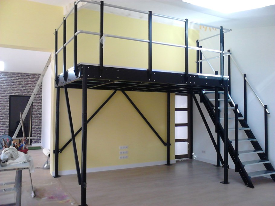 Конструкции металлические антресоли