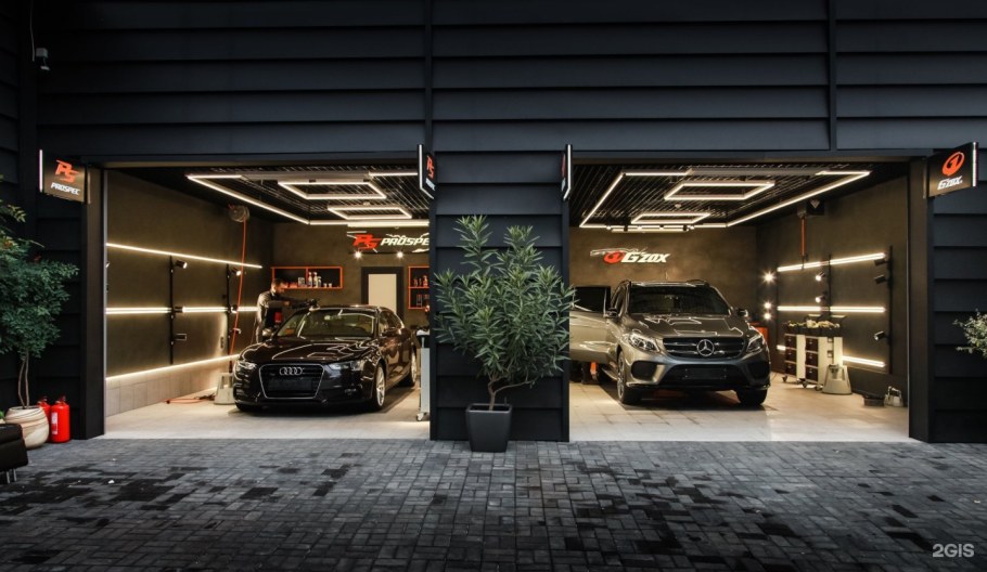 Современный гараж