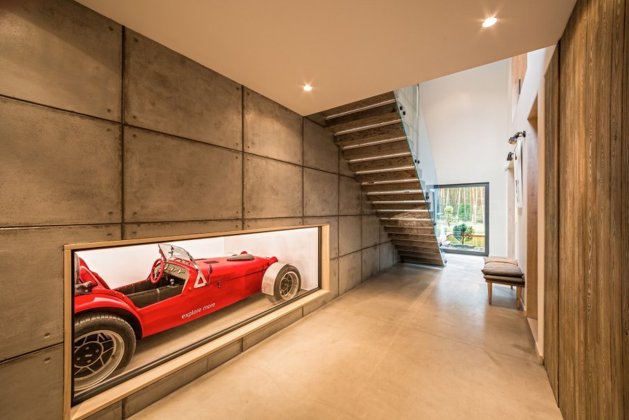 Стильная отделка гаража