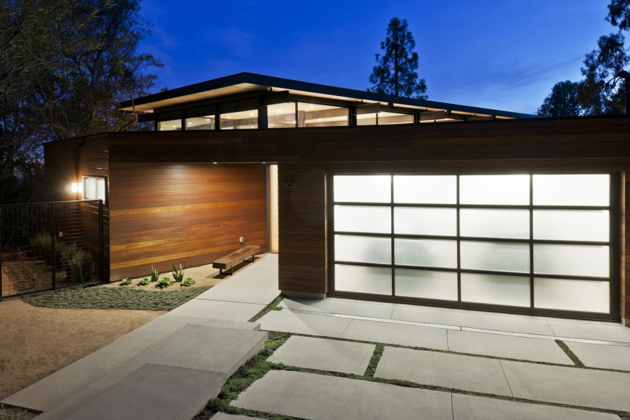 Красивый гараж