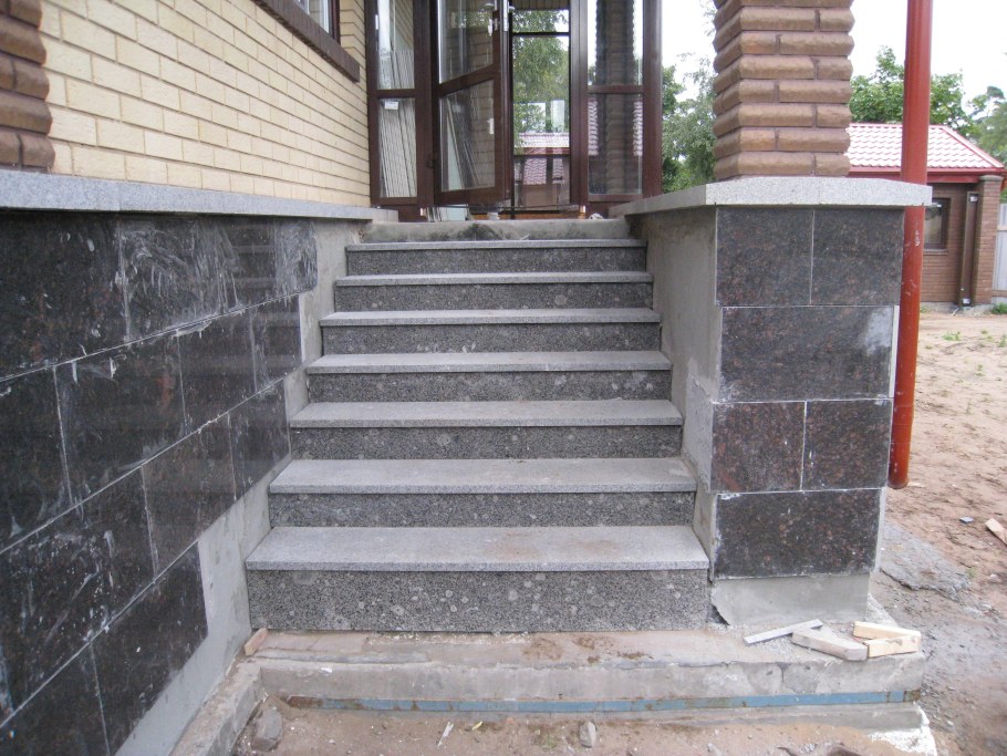 Бетонные ступени для крыльца