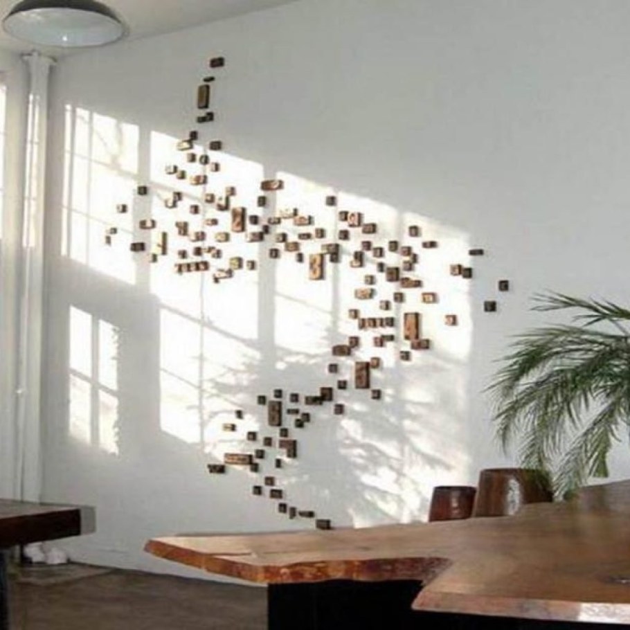 Вертикальное украшение на стену