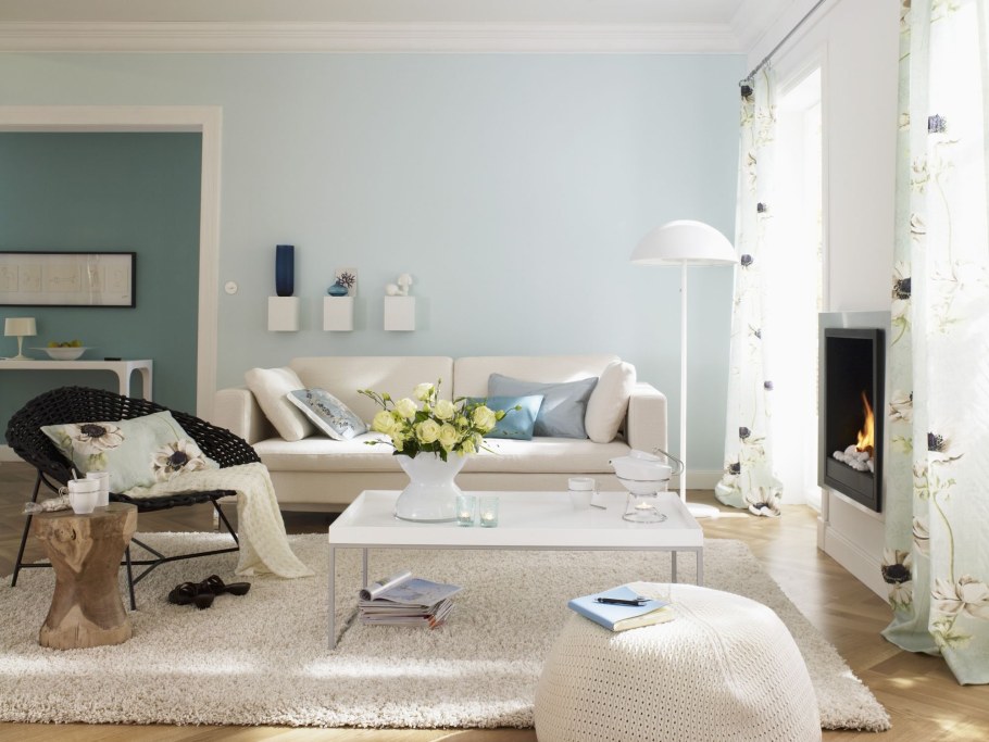 Сочетание голубого и бежевого в интерьере