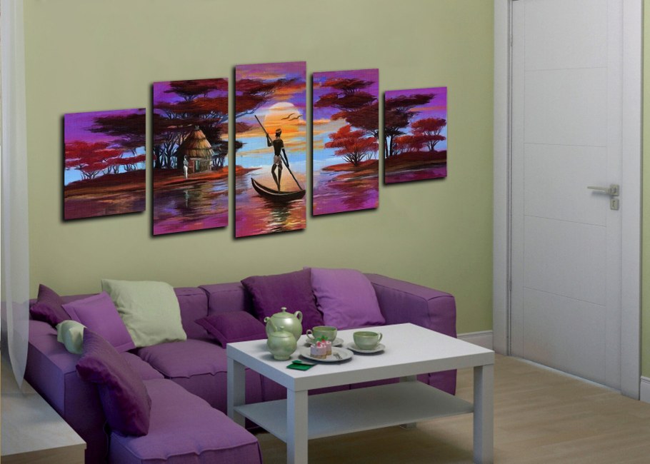 Модульные картины в интерьере гостиной