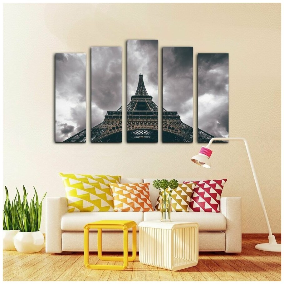 Модульные картины над диваном