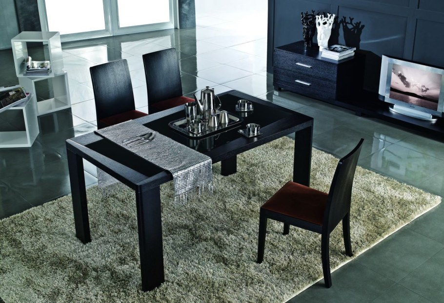 Стол кухонный