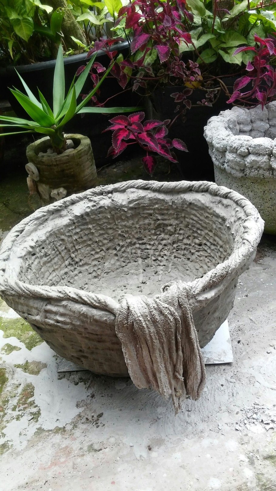 Бетонный декор для сада