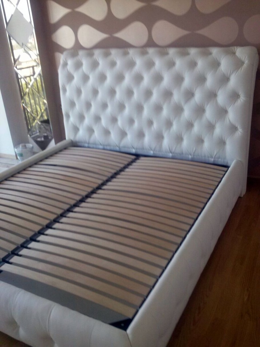 Обшить кровать тканью