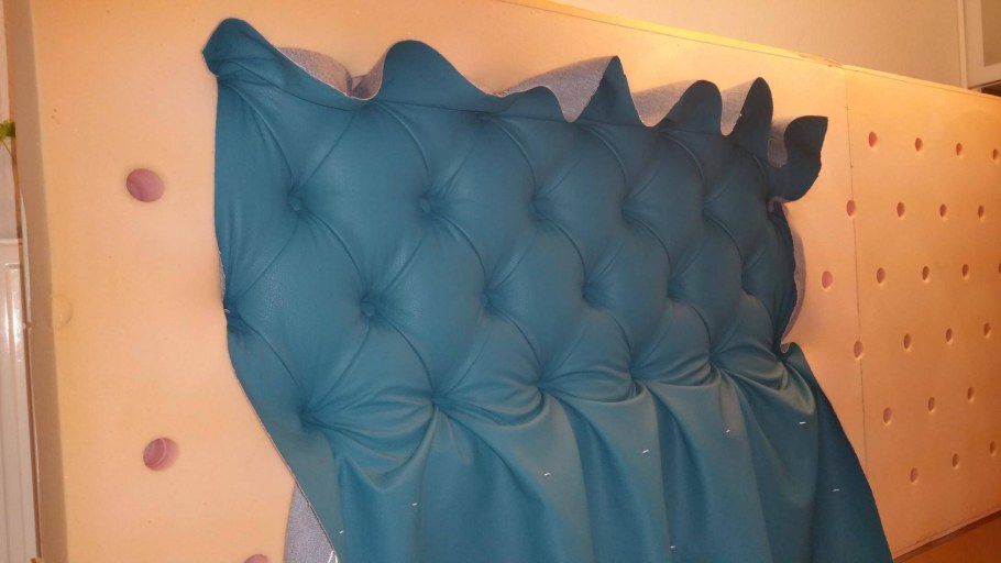 Каретная стяжка ткань