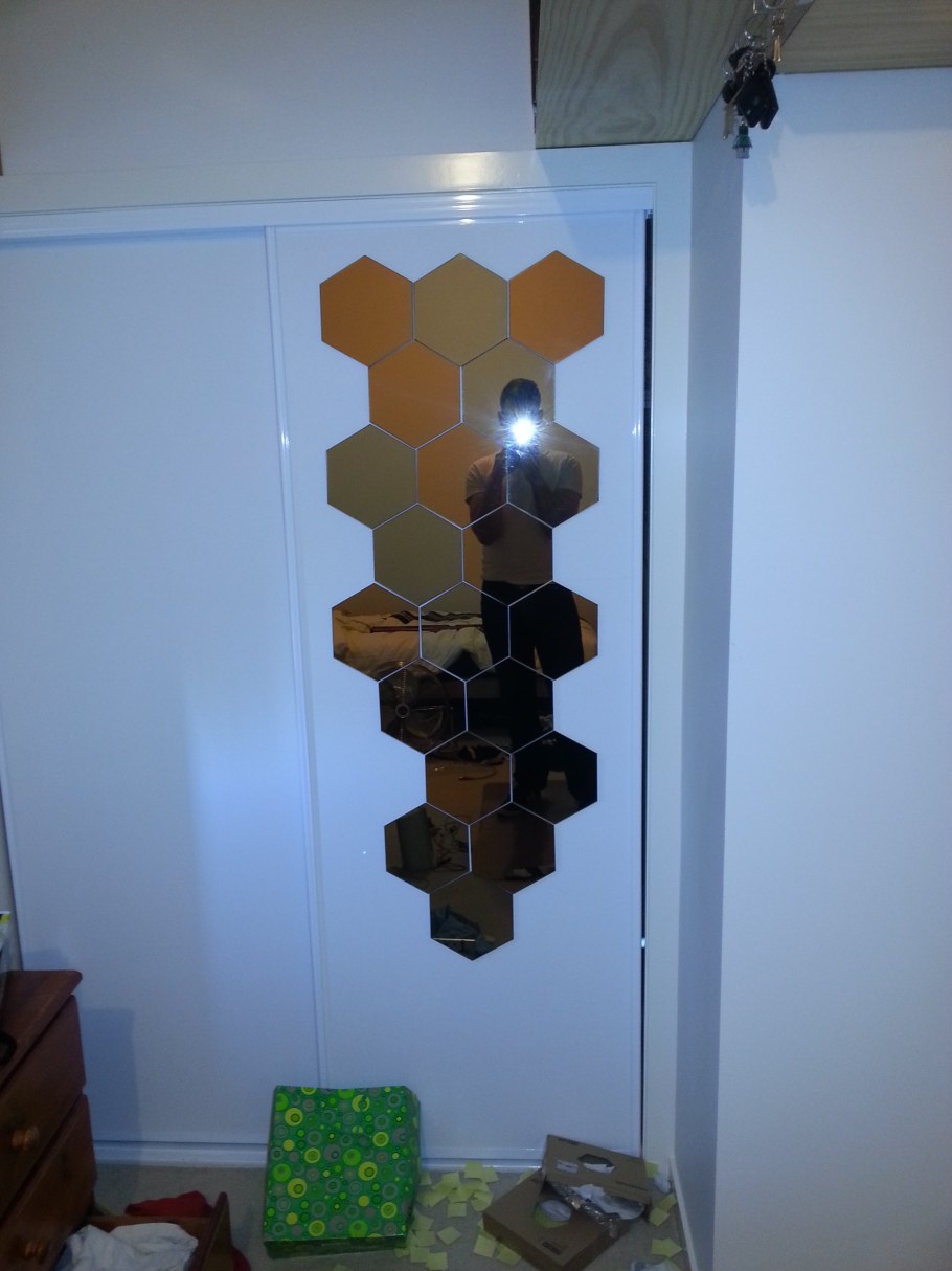 Зеркало икеа Хенефосс