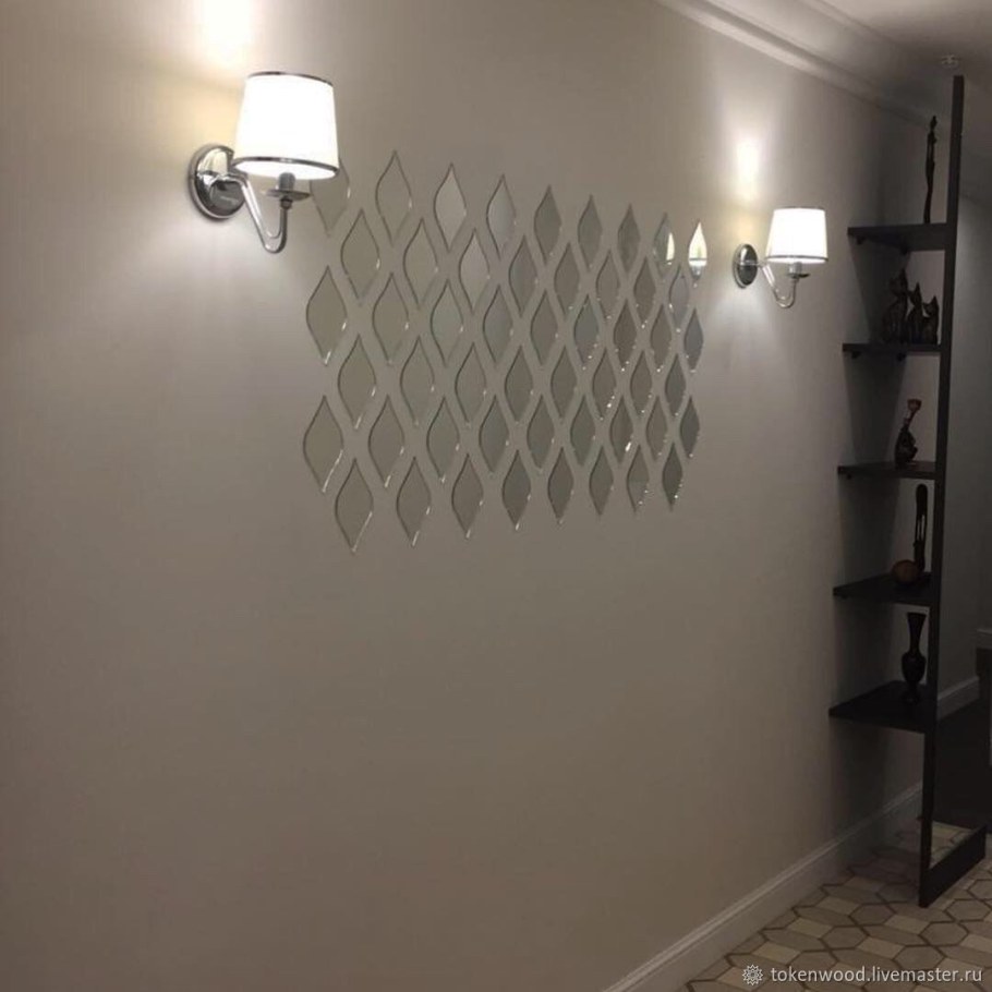 Зеркальное панно на стену в прихожей