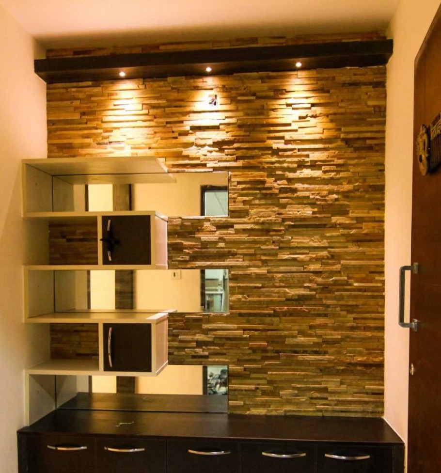 Отделка стен искусственным камнем