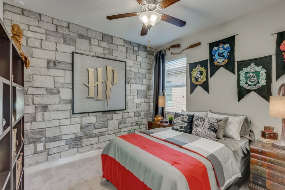 Комната для мальчика кирпичный стиль