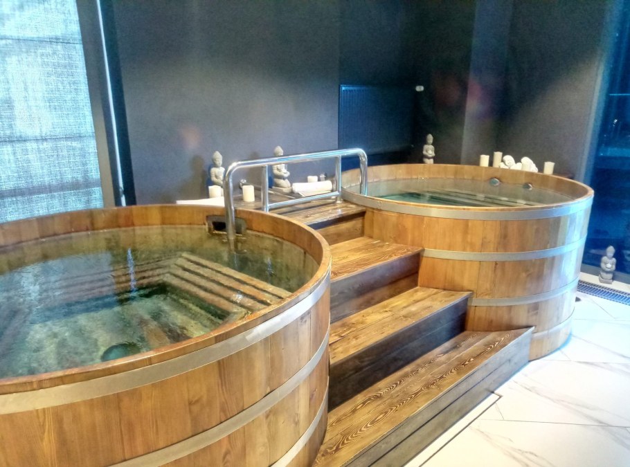 Японская бочка офуро