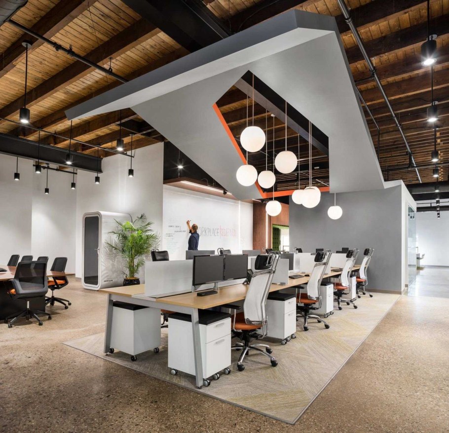 Офис в стиле опен Спейс