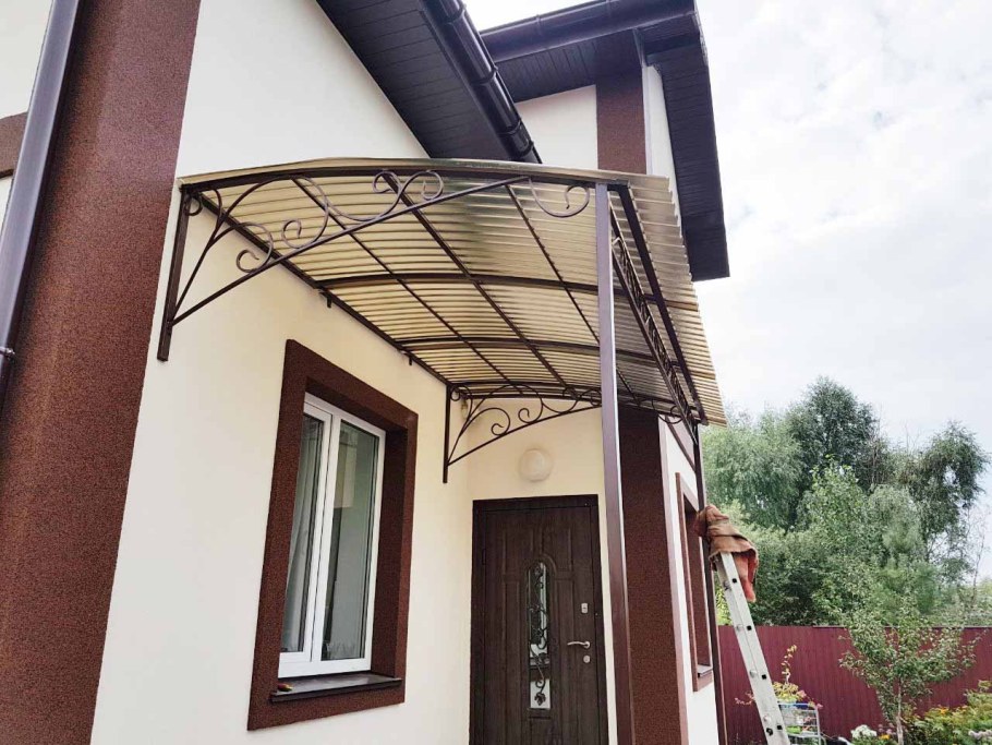 Козырек Алмарта