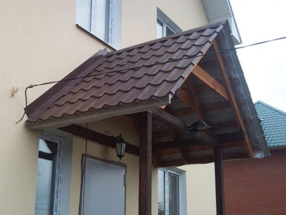 Козырек из металлочерепицы