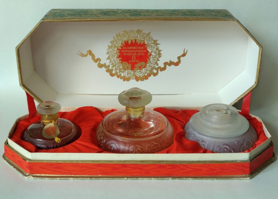 Винтажные советские духи