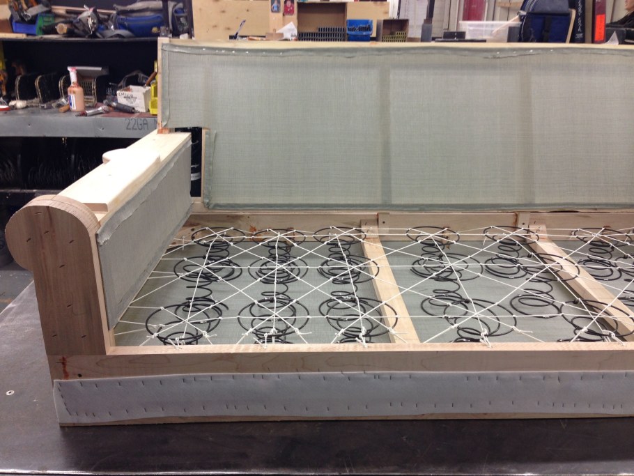 Пружина из дивана