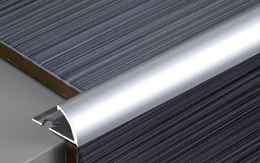 Профиль для плитки анод. Алюм.12 мм, 2,7 м серебро (пк01-2700-01л)