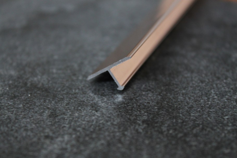 Т-образный порожек