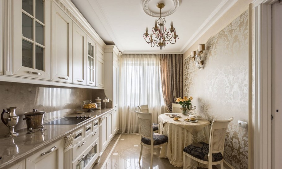 Обои в интерьере классической кухни