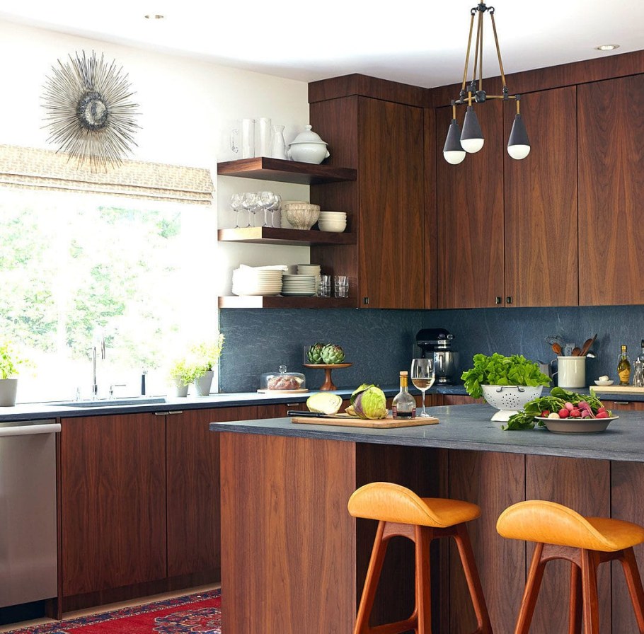 Современная кухня под дерево