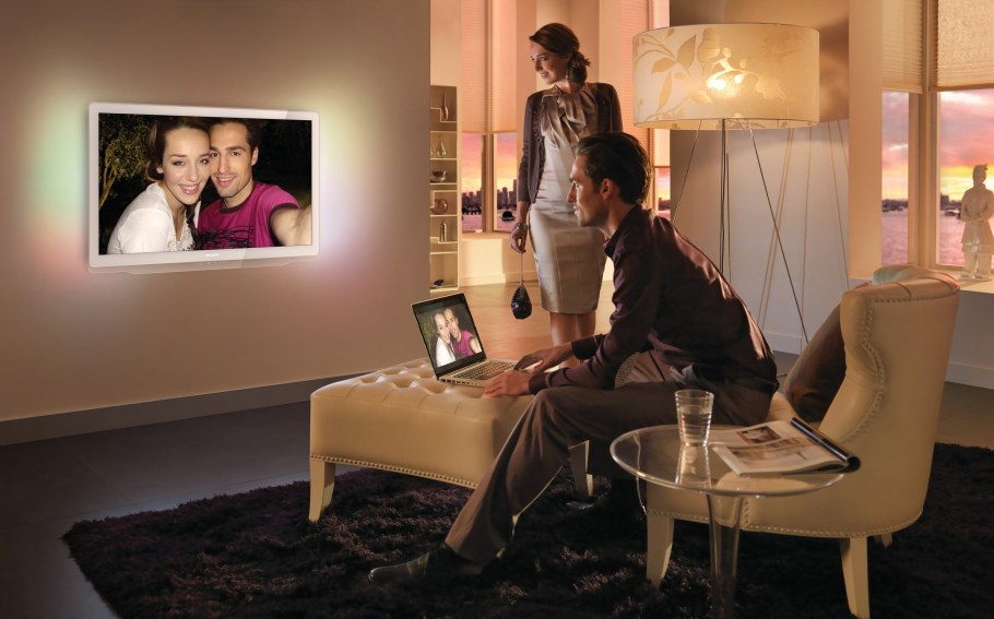 Телевизор с диагональю 32 дюйма в интерьере