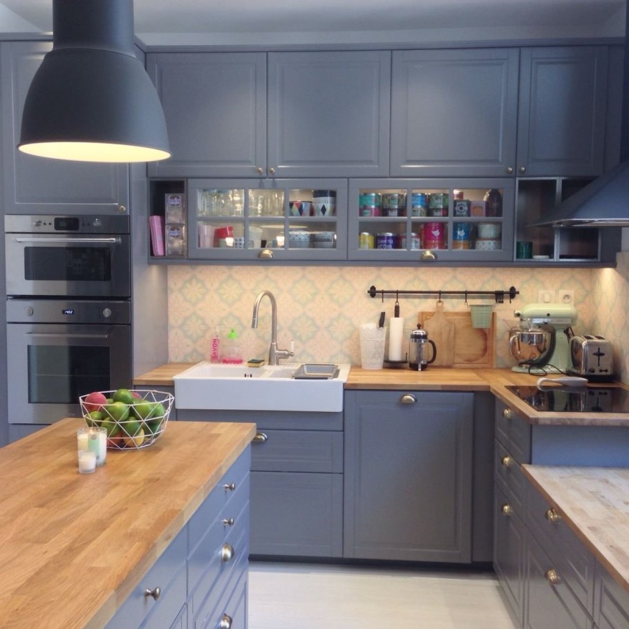 Кухня икеа Будбин серая