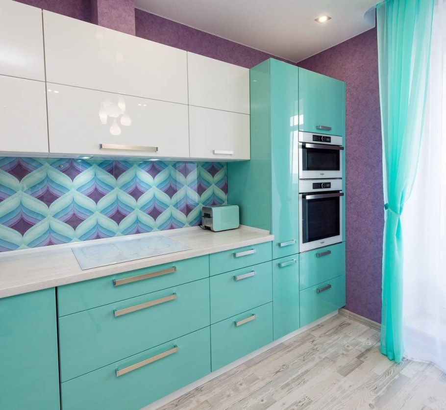 Кухня бирюза с белым