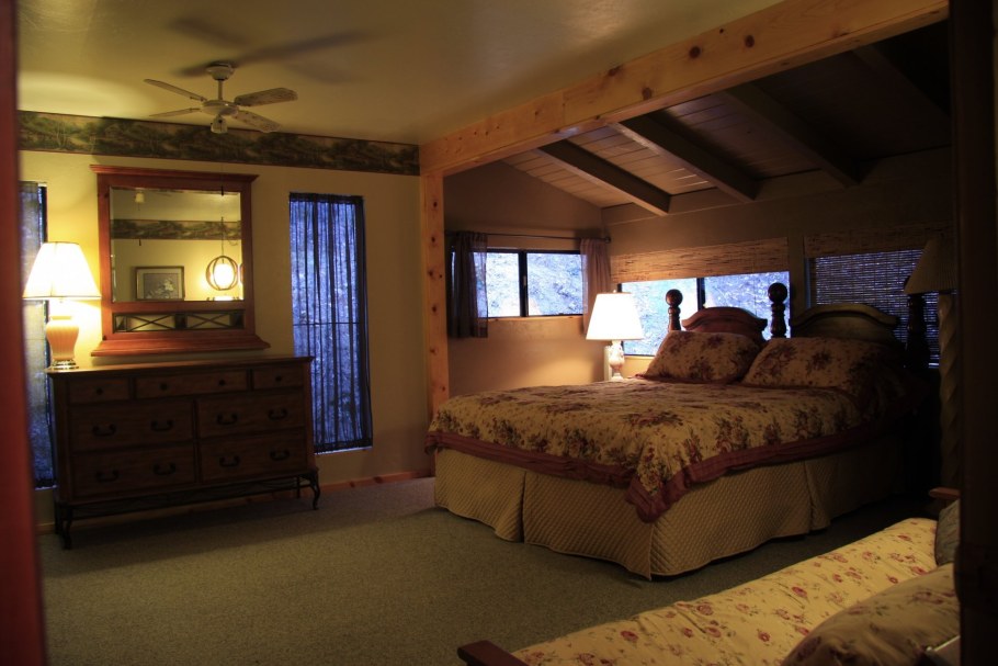 Комната в загородном доме