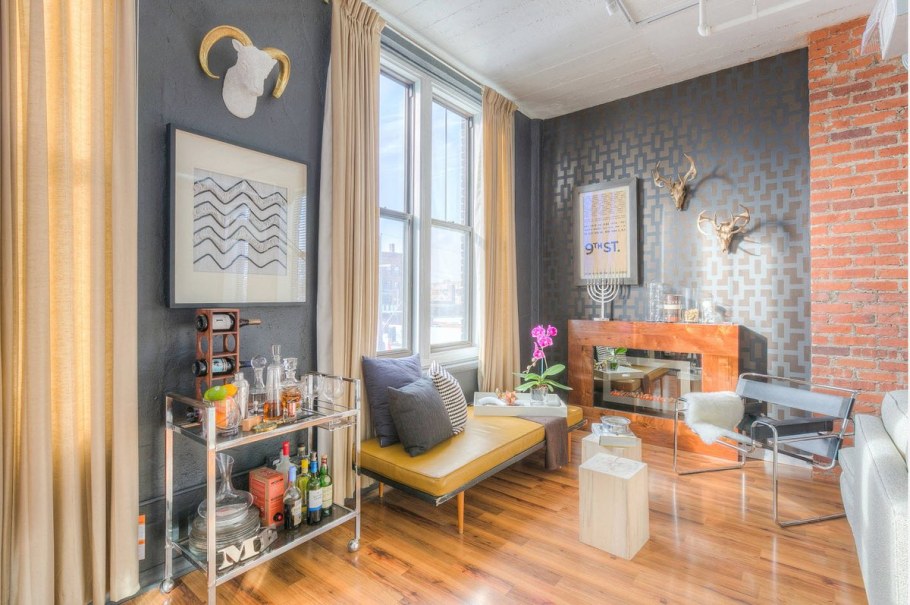 Покраска стен в интерьере лофт