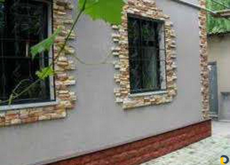 Отделка окон снаружи декоративным камнем