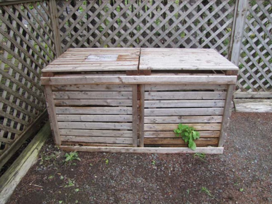 Ящик для компоста из паллет