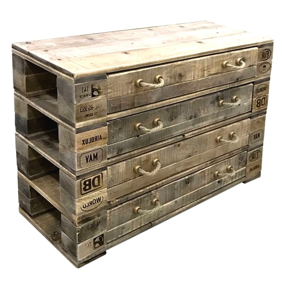 Комод из поддонов