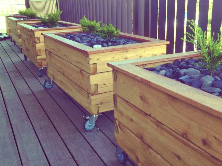 Ящики из паллет для цветов