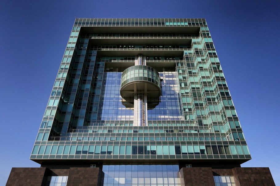 Москва здание авион Плаза