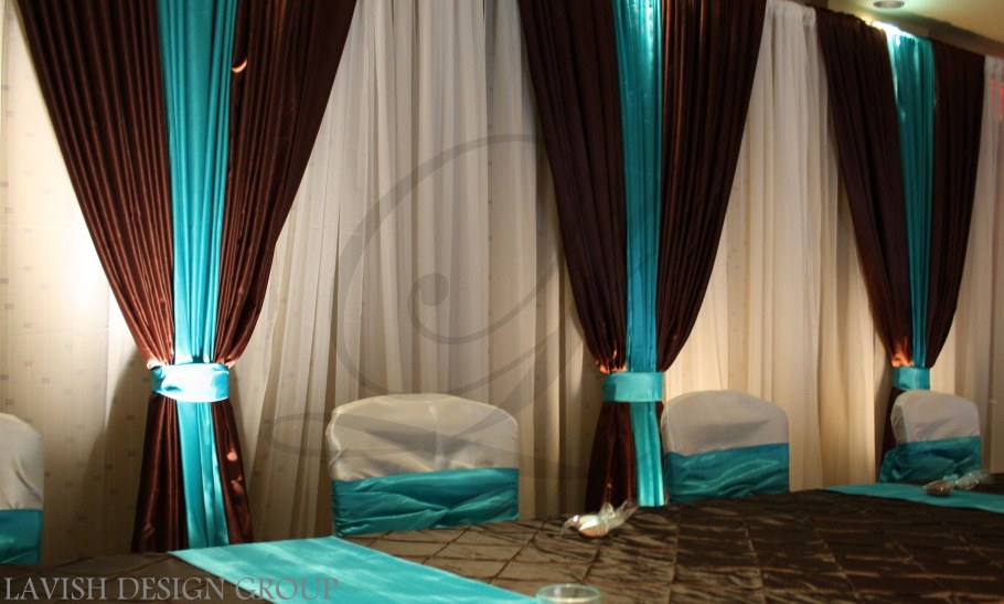 Шторы коричневые с бирюзовым