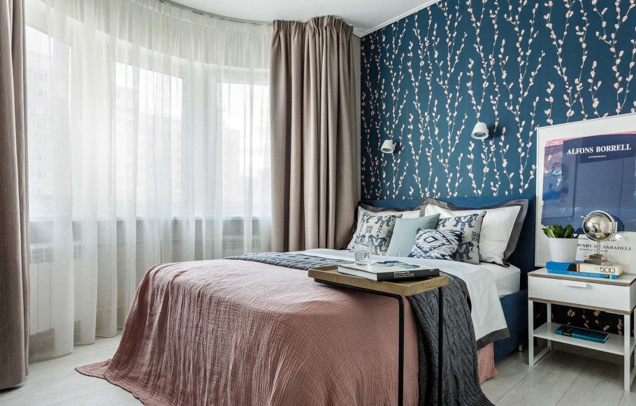 Шторы в интерьере спальни